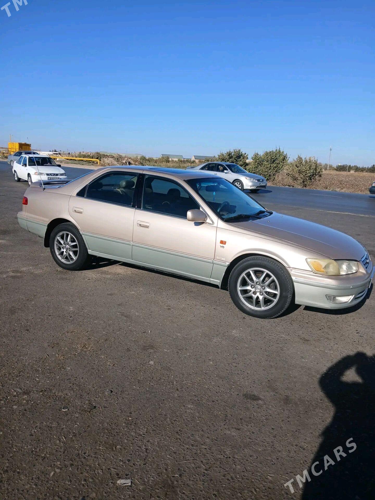 Toyota Camry 2000 - 150 000 TMT - Türkmenabat - img 4