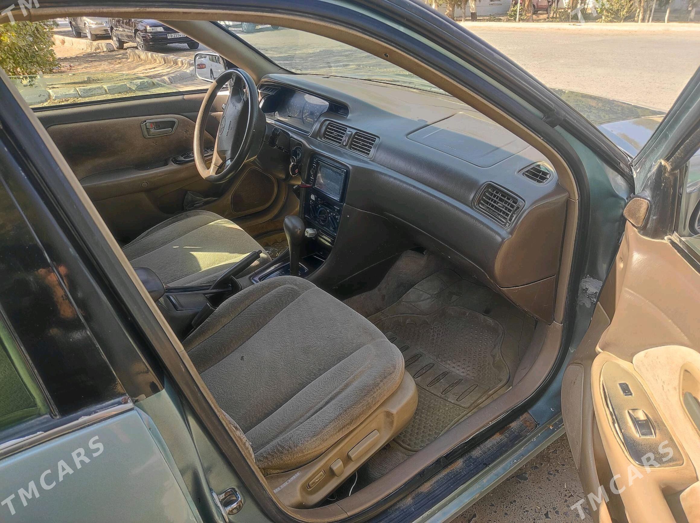 Toyota Camry 1999 - 90 000 TMT - Койтендаг - img 2