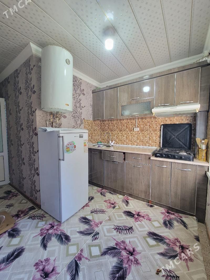  Satlyk jaý 1 etaž 1 kom  - Мары - img 5