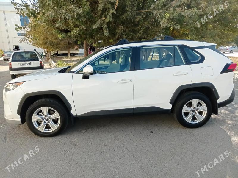 Toyota RAV4 2020 - 410 000 TMT - Нефтегаз (ул. Андалиб-Юбилейная) - img 5