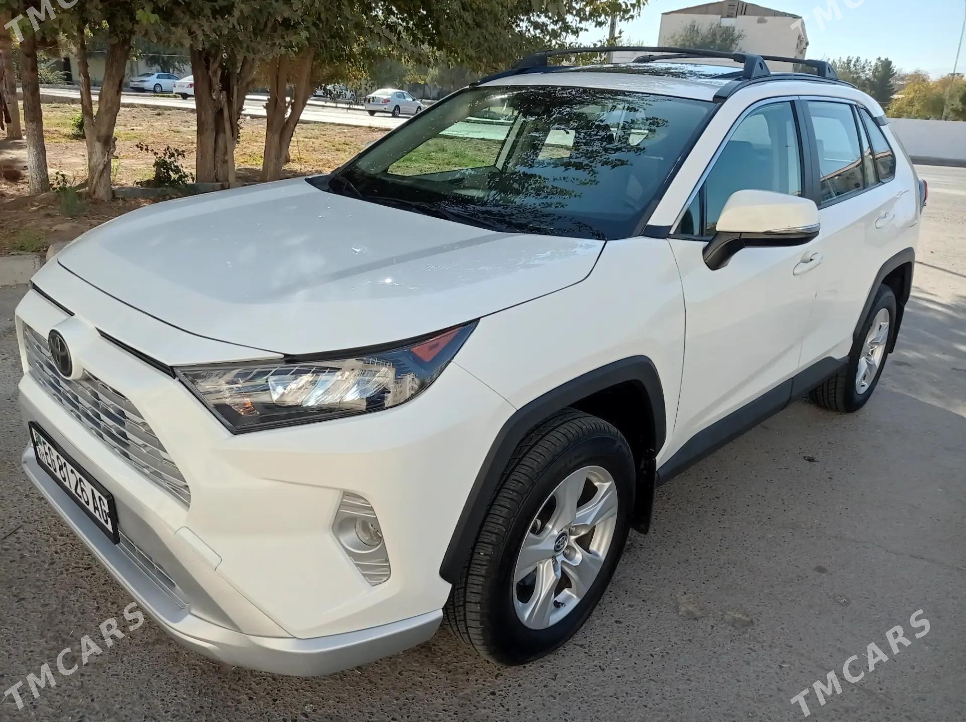 Toyota RAV4 2020 - 410 000 TMT - Нефтегаз (ул. Андалиб-Юбилейная) - img 4
