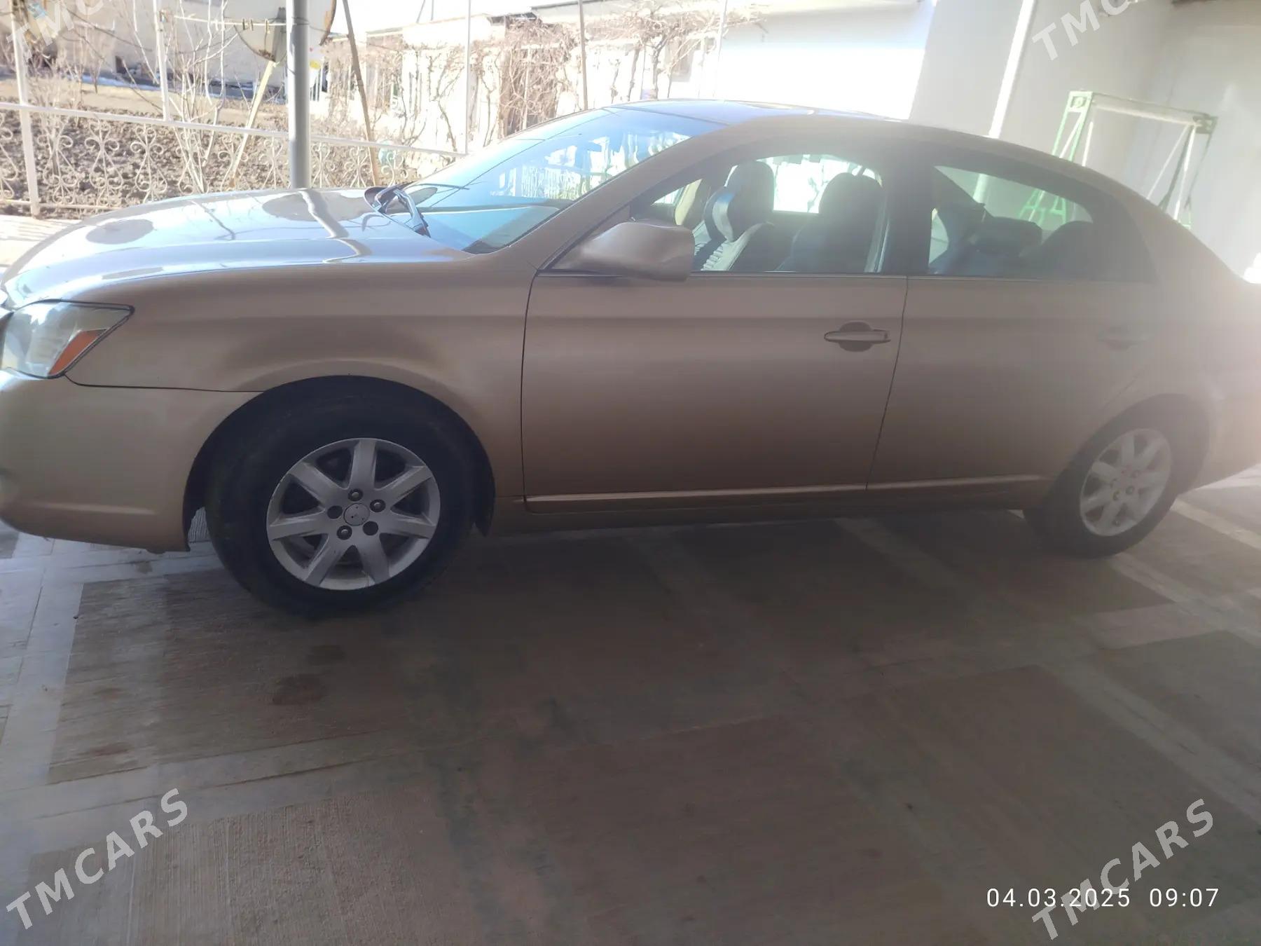 Toyota Avalon 2005 - 170 000 TMT - Saýat - img 3