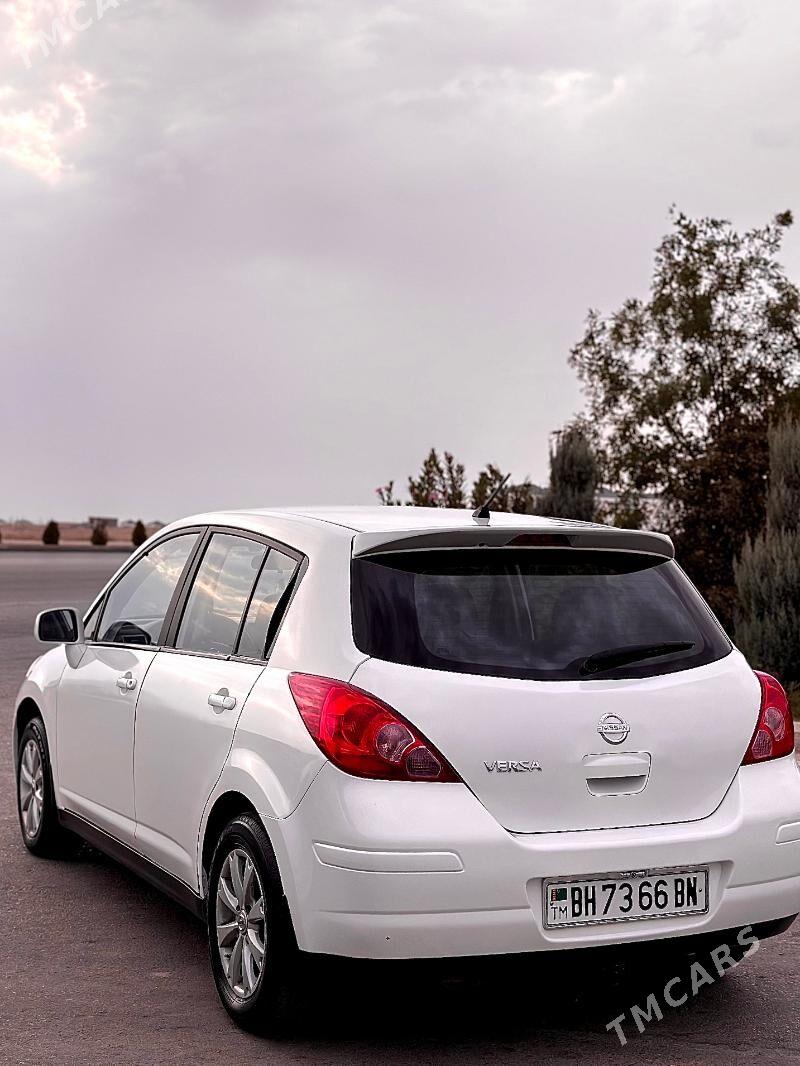Nissan Versa 2012 - 120 000 TMT - Балканабат - img 4