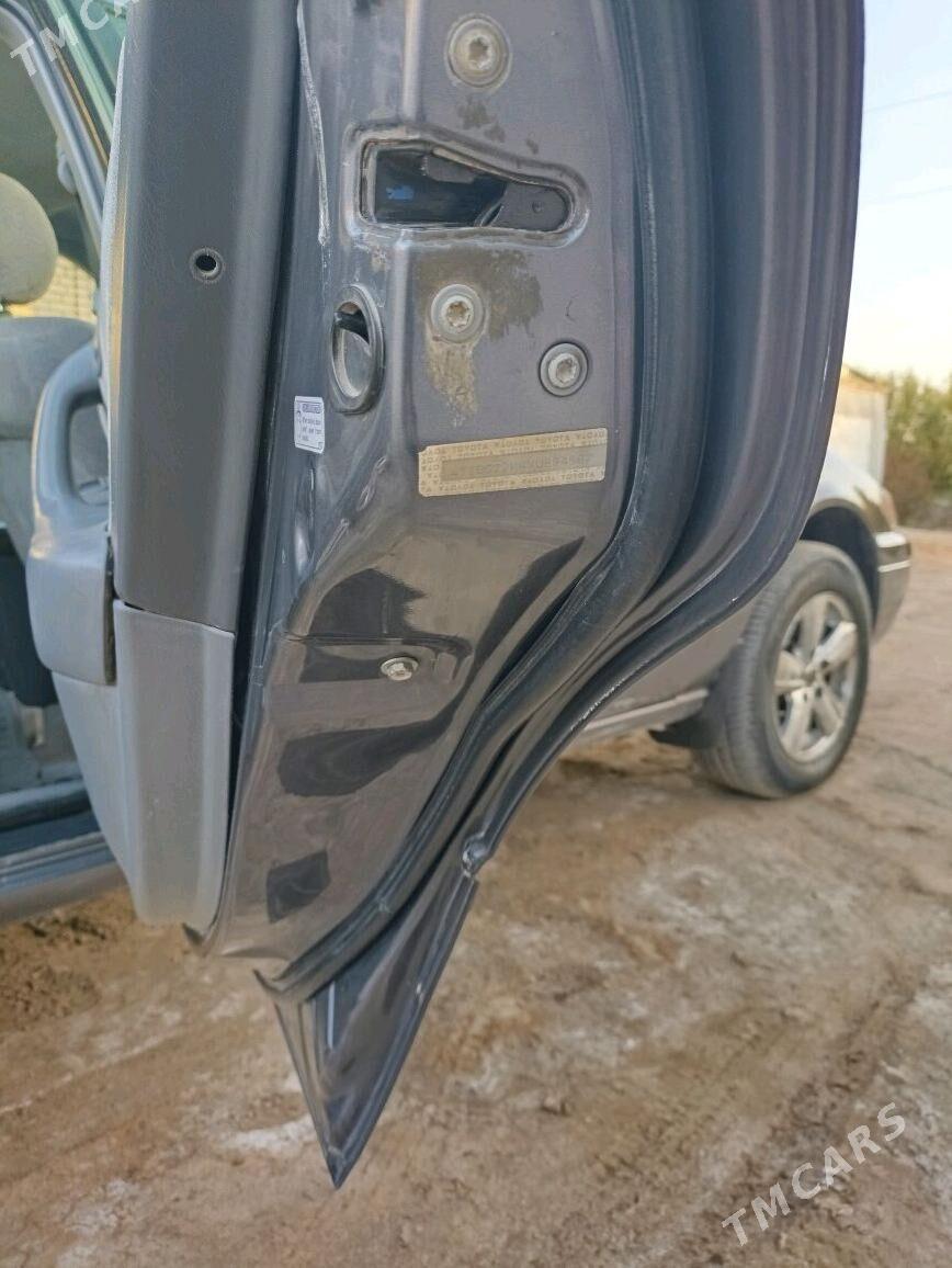 Toyota Camry 1999 - 145 000 TMT - Дашогуз - img 4