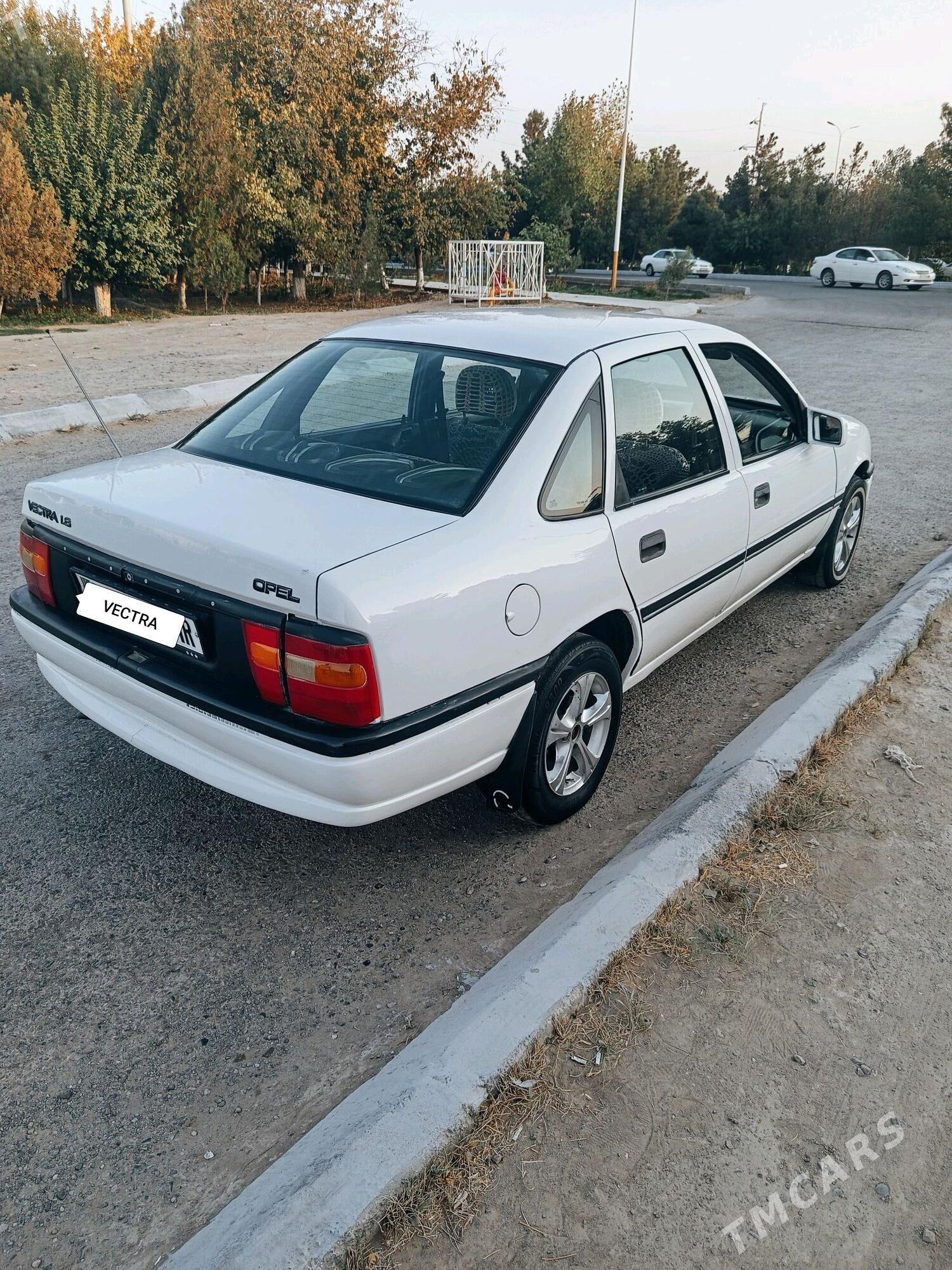 Opel Vectra 1992 - 30 000 TMT - Мургап - img 1