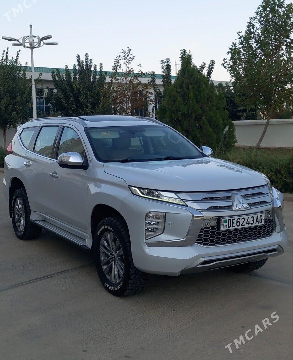 Mitsubishi Pajero 2020 - 438 000 TMT - Aşgabat - img 3