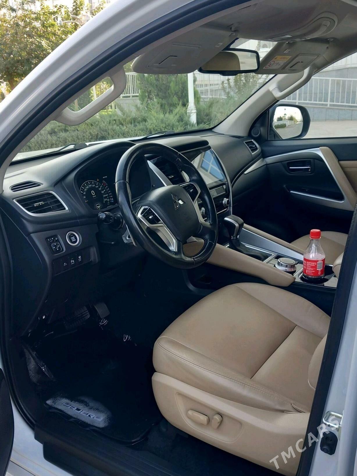 Mitsubishi Pajero 2020 - 438 000 TMT - Aşgabat - img 8