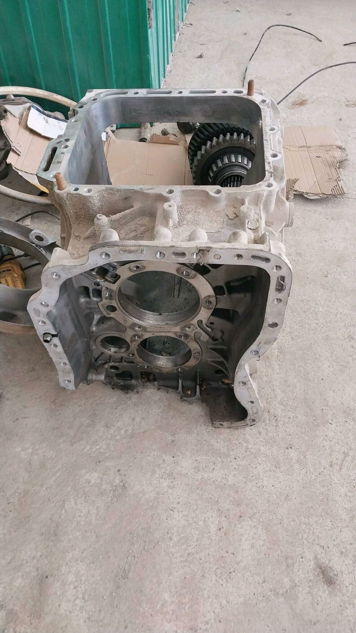 Volvo adam kelle karopka zapca 75 000 TMT - Büzmeýin - img 2