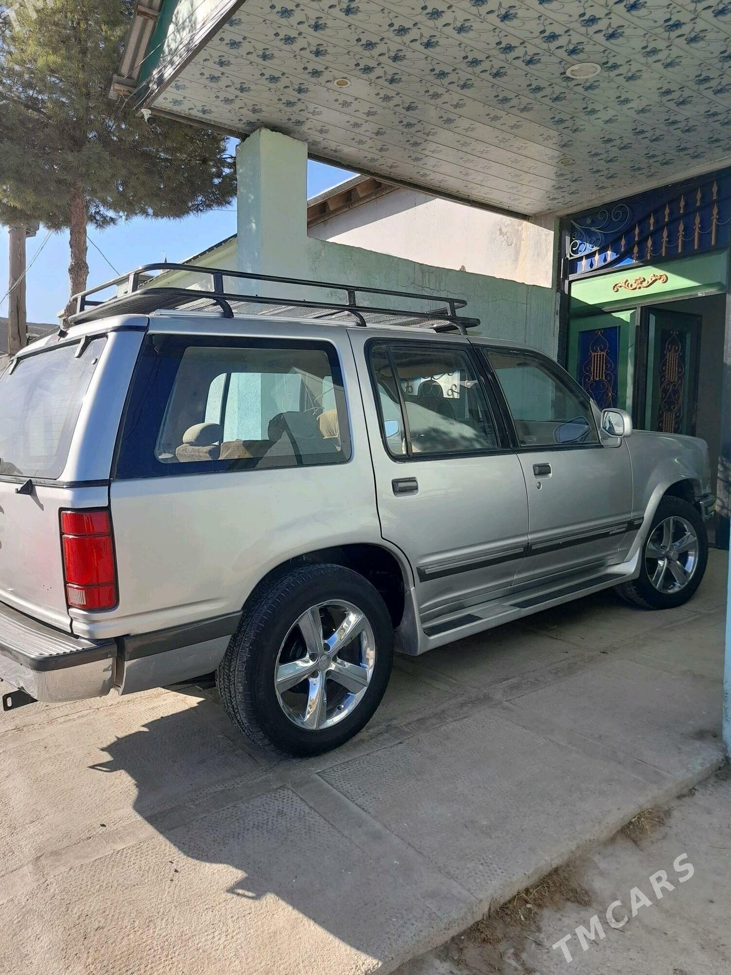 Ford Explorer 1994 - 40 000 TMT - Magdanly - img 3
