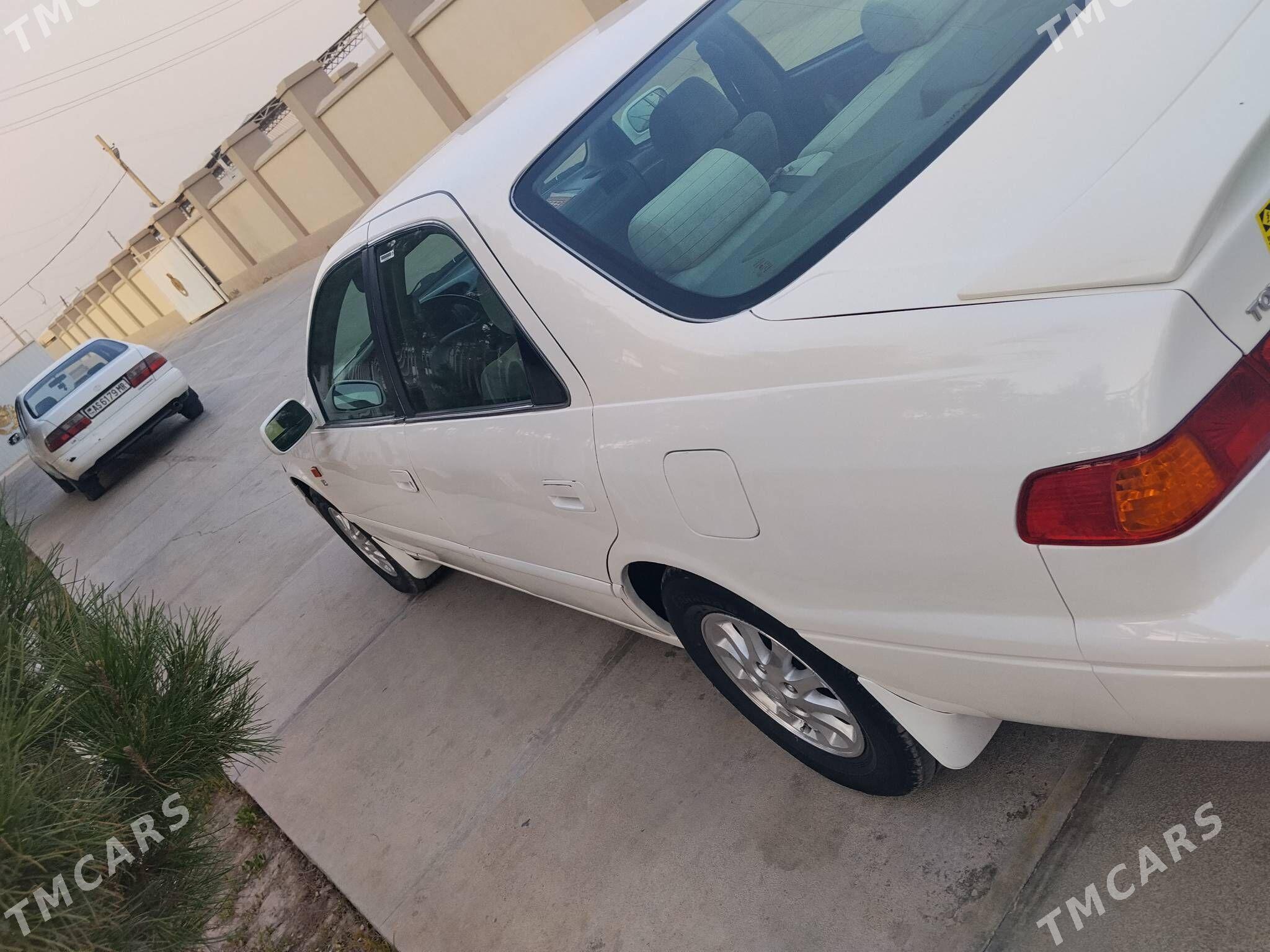 Toyota Camry 1997 - 130 000 TMT - Mary - img 1