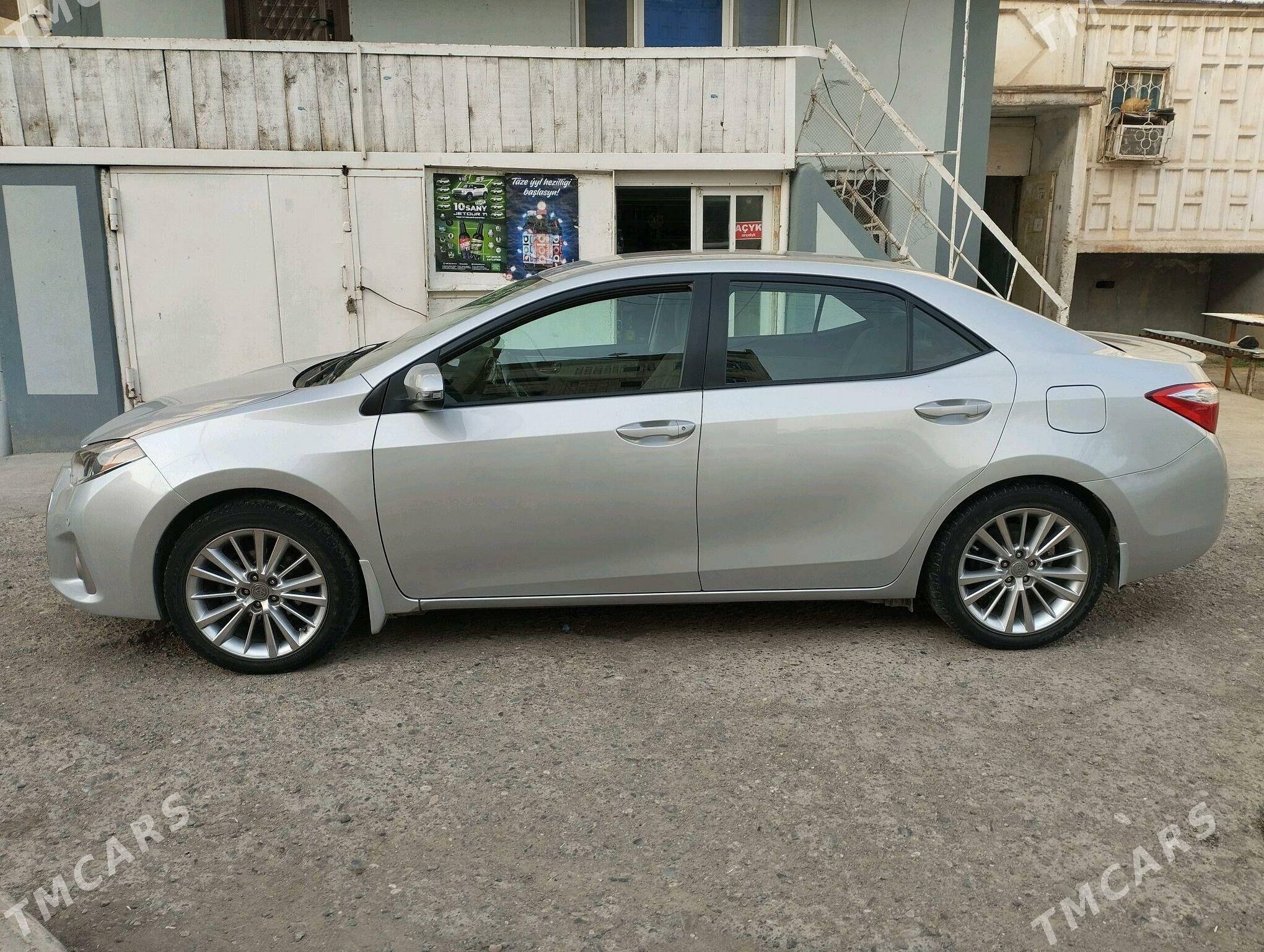 Toyota Corolla 2016 - 200 000 TMT - Мары - img 4