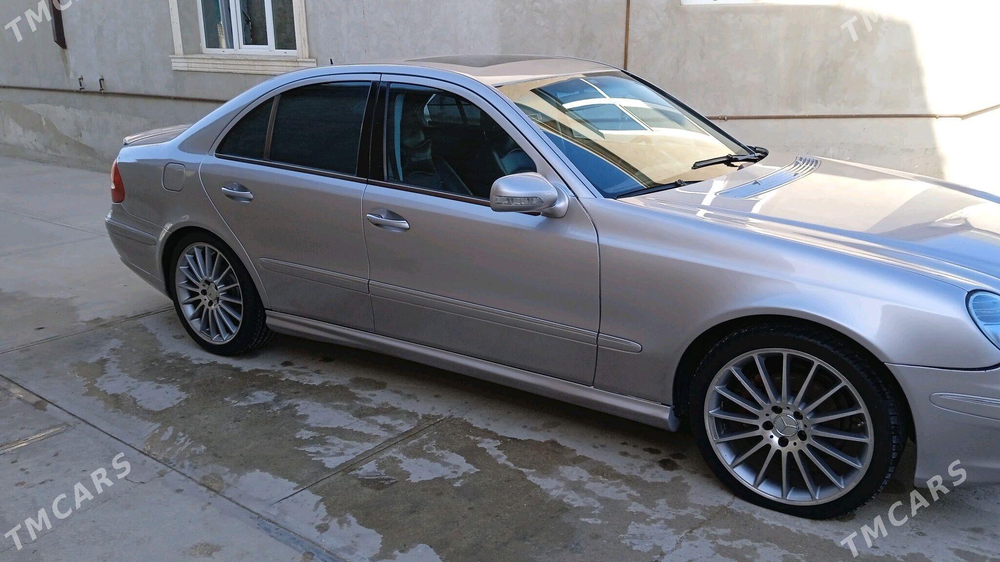 Mercedes-Benz E320 2004 - 150 000 TMT - Balkanabat - img 4