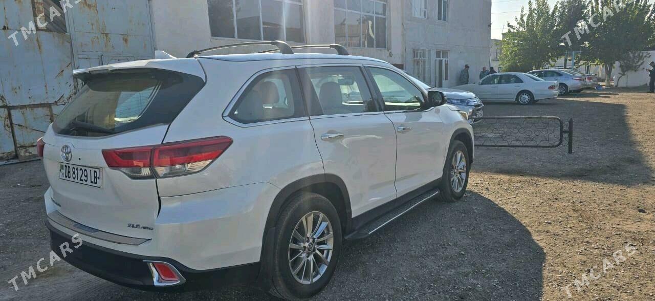 Toyota Highlander 2019 - 470 000 TMT - Türkmenabat - img 5