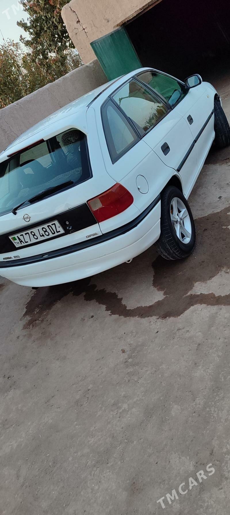 Opel Astra 1993 - 50 000 TMT - Şabat etr. - img 3