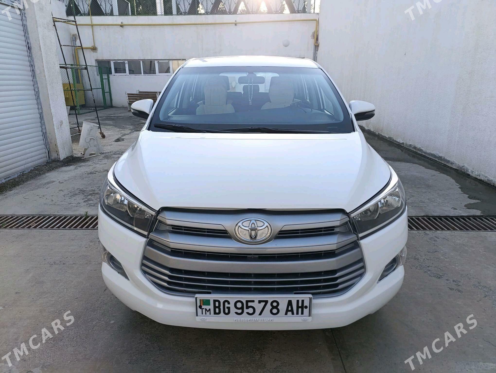 Toyota Innova 2021 - 290 000 TMT - Ашхабад - img 7