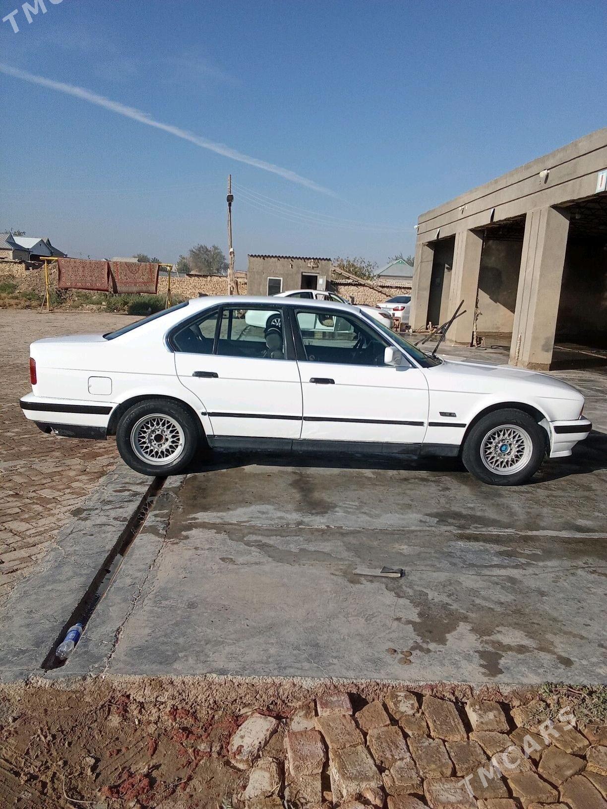 BMW 520 1992 - 46 000 TMT - Garagum etraby - img 2