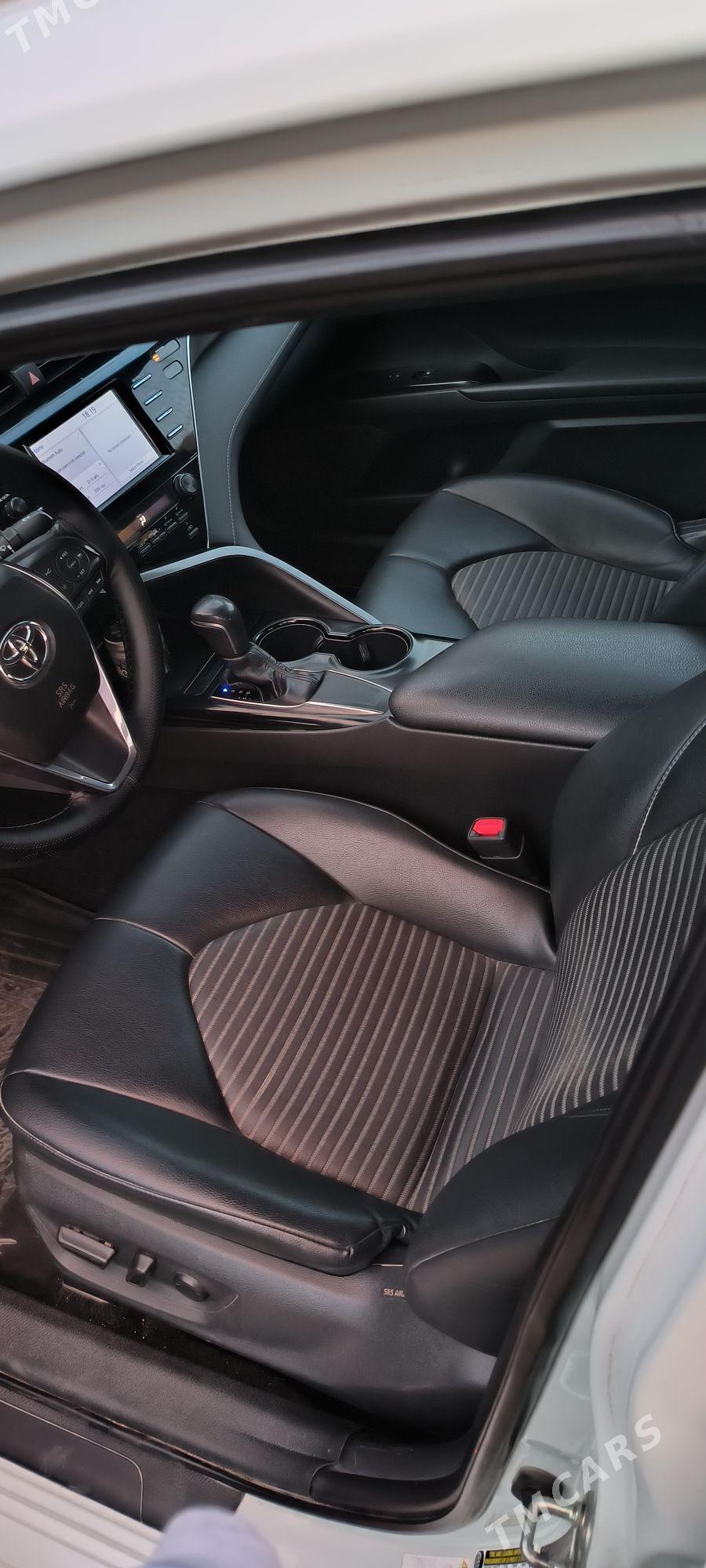 Toyota Camry 2018 - 284 000 TMT - Ашхабад - img 6