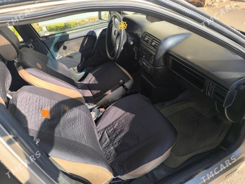 Opel Vectra 1990 - 32 000 TMT - Туркменабат - img 4