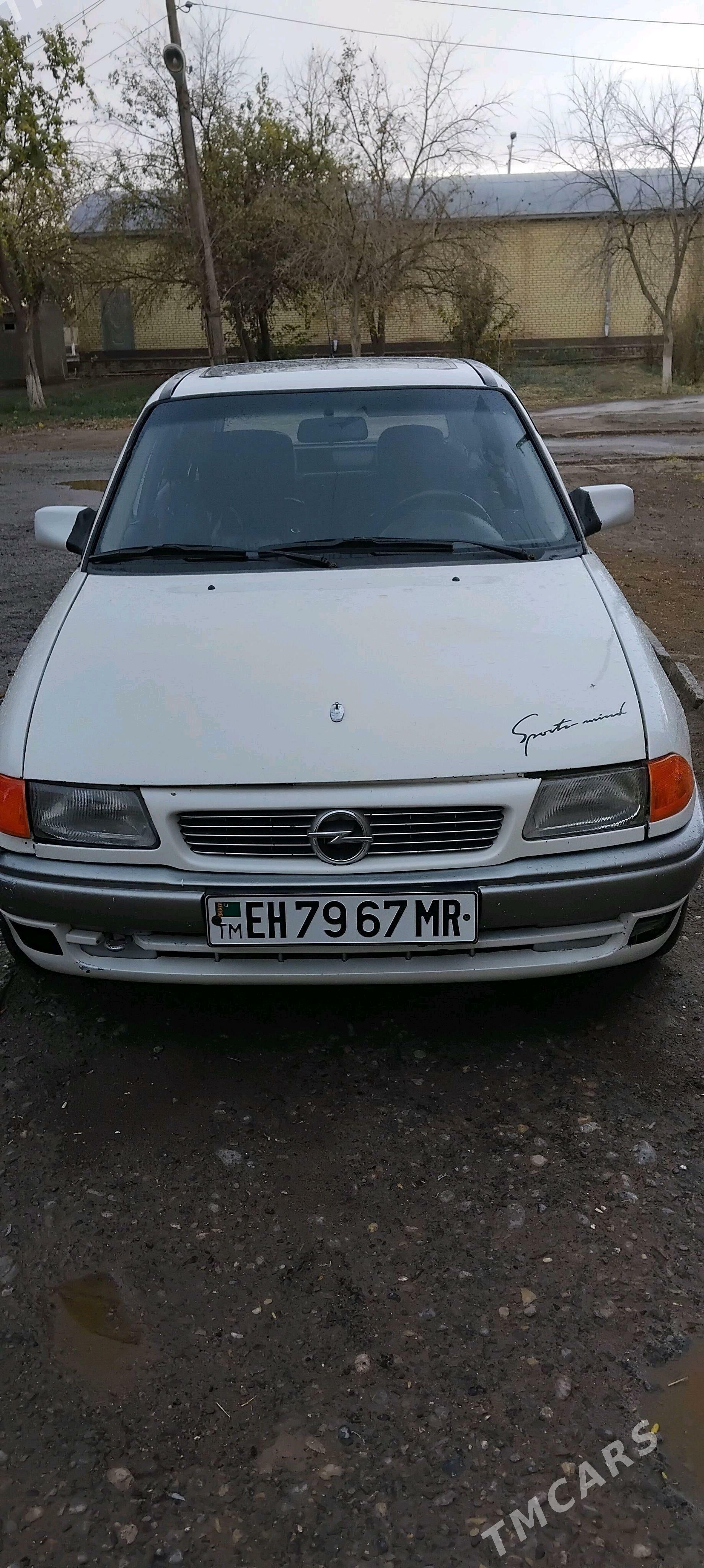Opel Astra 1992 - 35 000 TMT - Mary - img 1