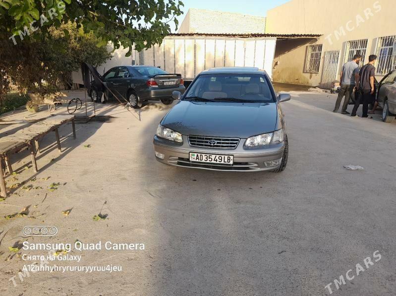 Toyota Camry 1999 - 130 000 TMT - Халач - img 1
