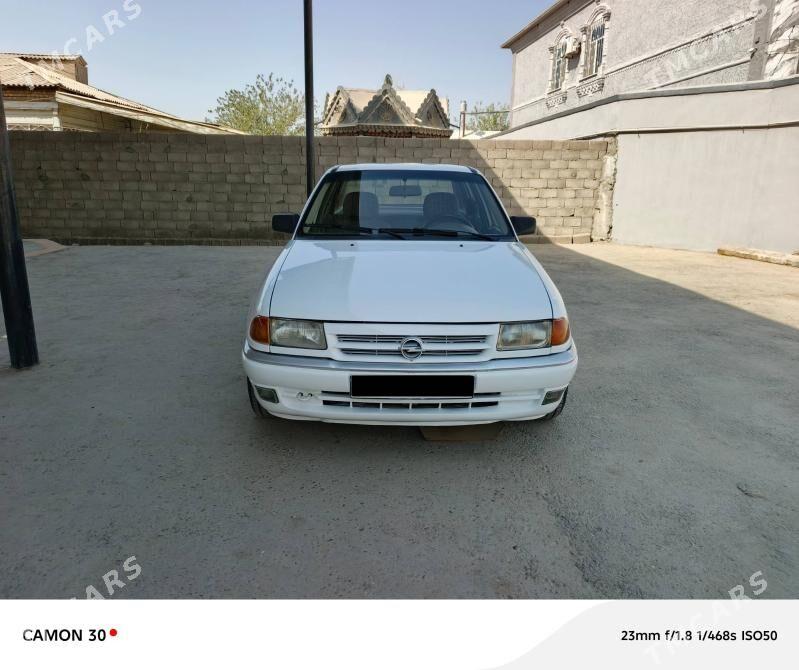 Opel Astra 1992 - 40 000 TMT - Mary - img 3
