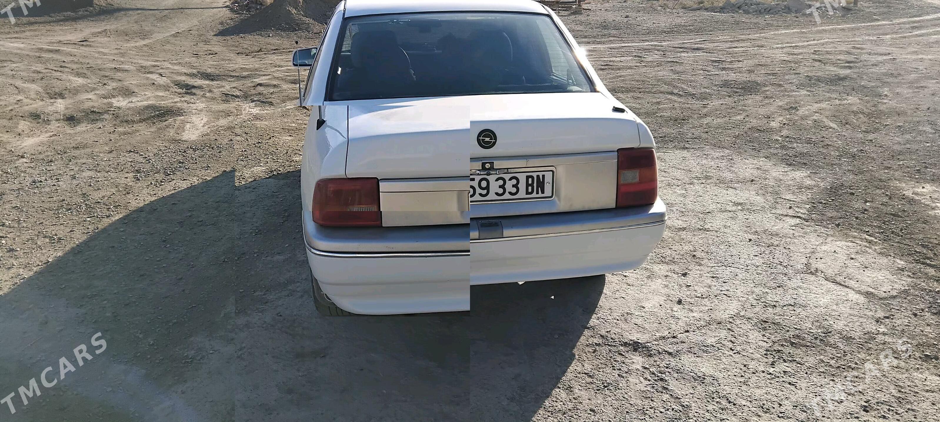 Opel Vectra 1989 - 60 000 TMT - Bereket - img 2