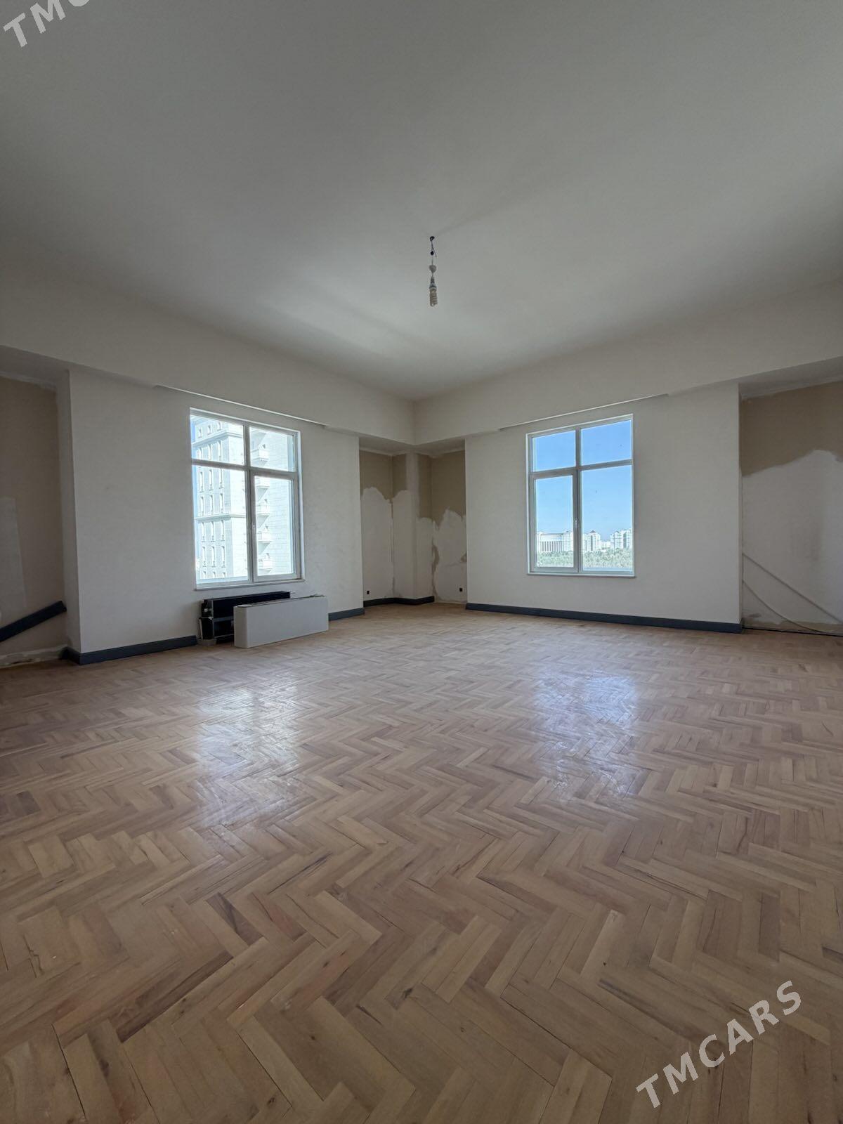 Ленина Шаёлы Элитка 5 комнат - Ашхабад - img 7