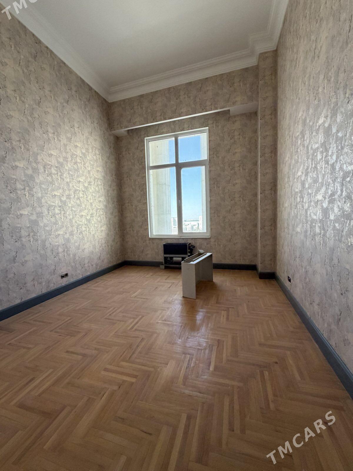 Ленина Шаёлы Элитка 5 комнат - Ашхабад - img 3