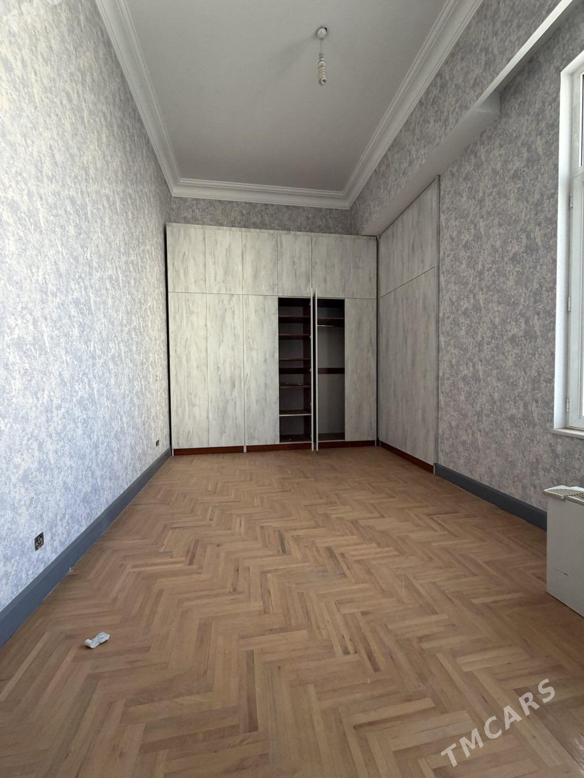 Ленина Шаёлы Элитка 5 комнат - Ашхабад - img 5