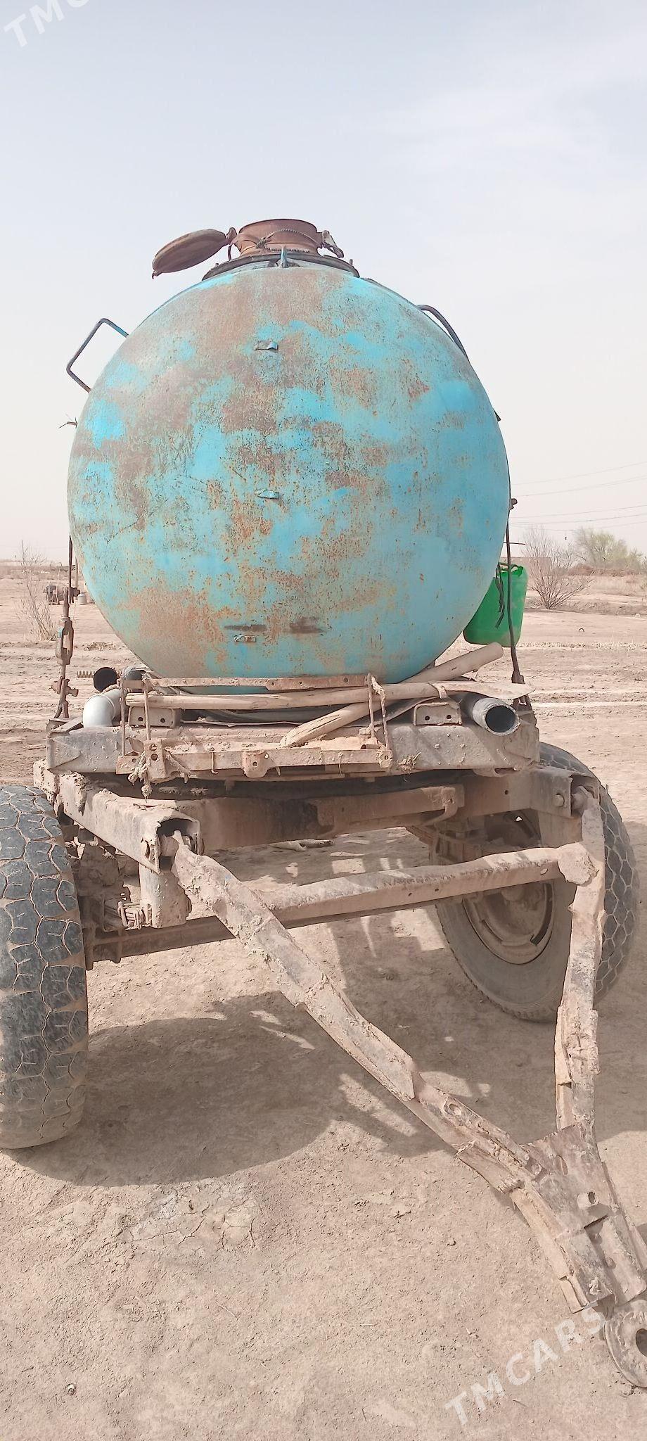 MTZ T-28 1993 - 20 000 TMT - етр. Туркменбаши - img 3