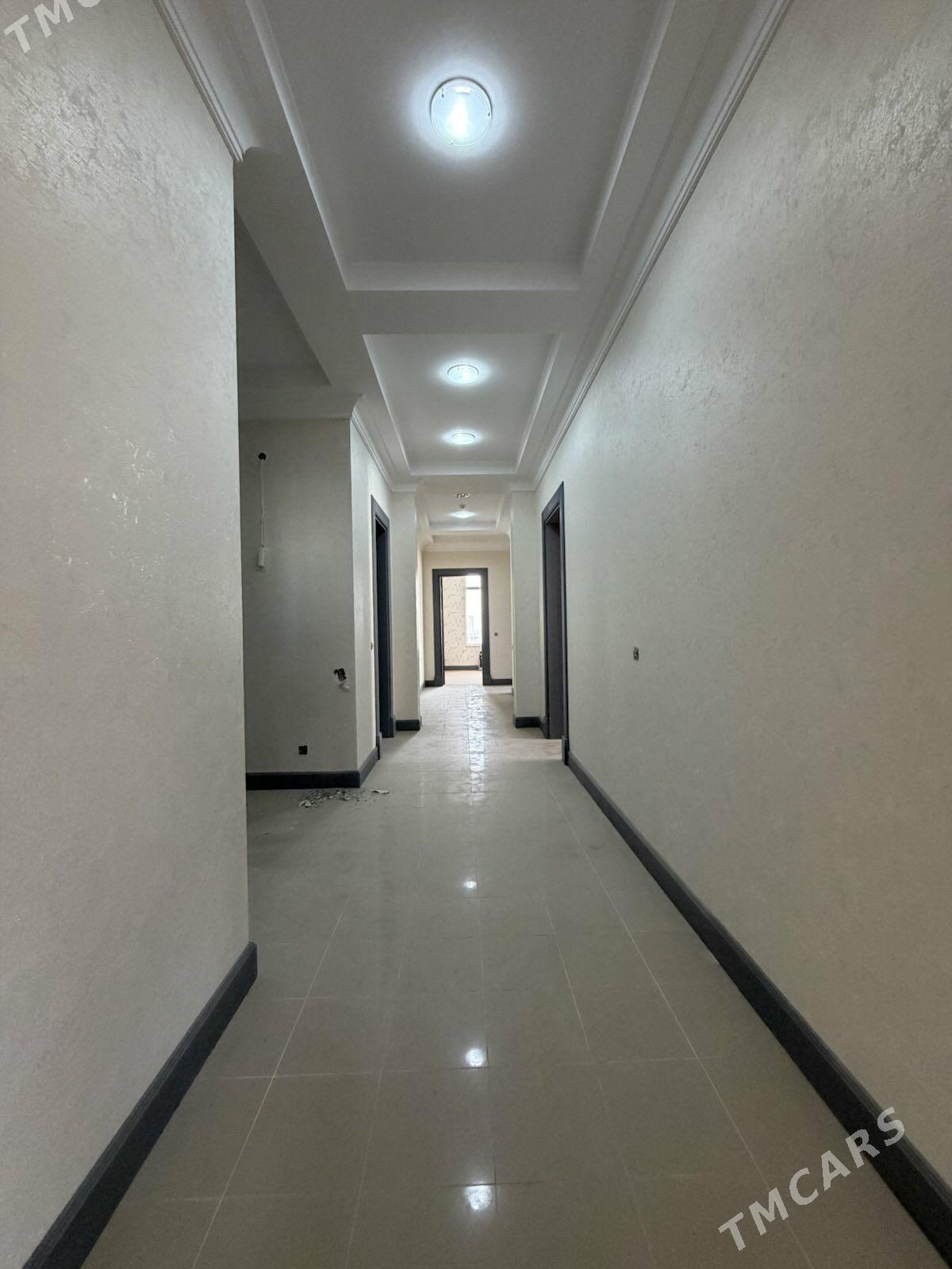 Ленина Шаёлы Элитка 5 комнат - Ашхабад - img 2