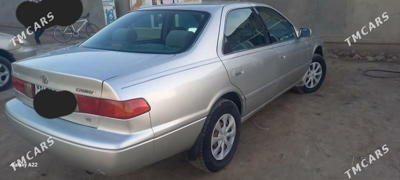Toyota Camry 2001 - 160 000 TMT - етр. Туркменбаши - img 3