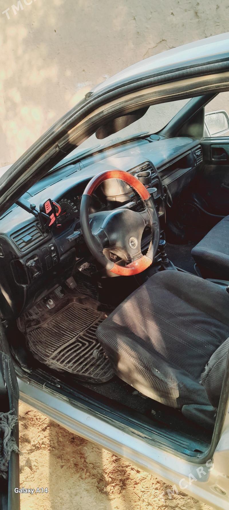 Opel Vectra 1990 - 23 000 TMT - Şabat etr. - img 4