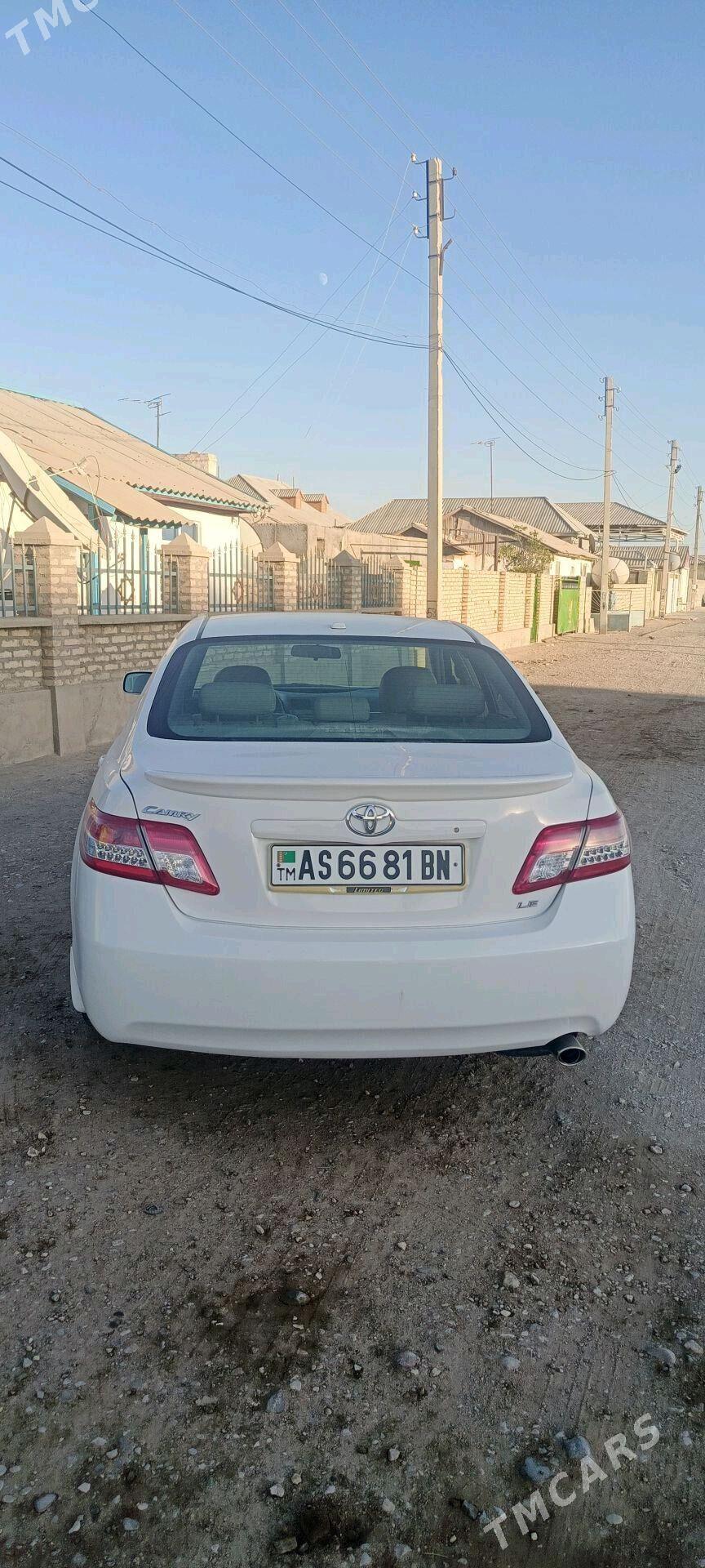 Toyota Camry 2011 - 220 000 TMT - Gumdag - img 1