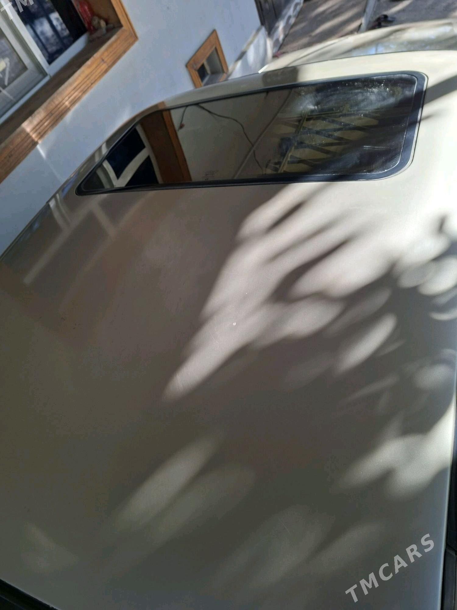 Opel Vectra 1992 - 37 000 TMT - Губадаг - img 1