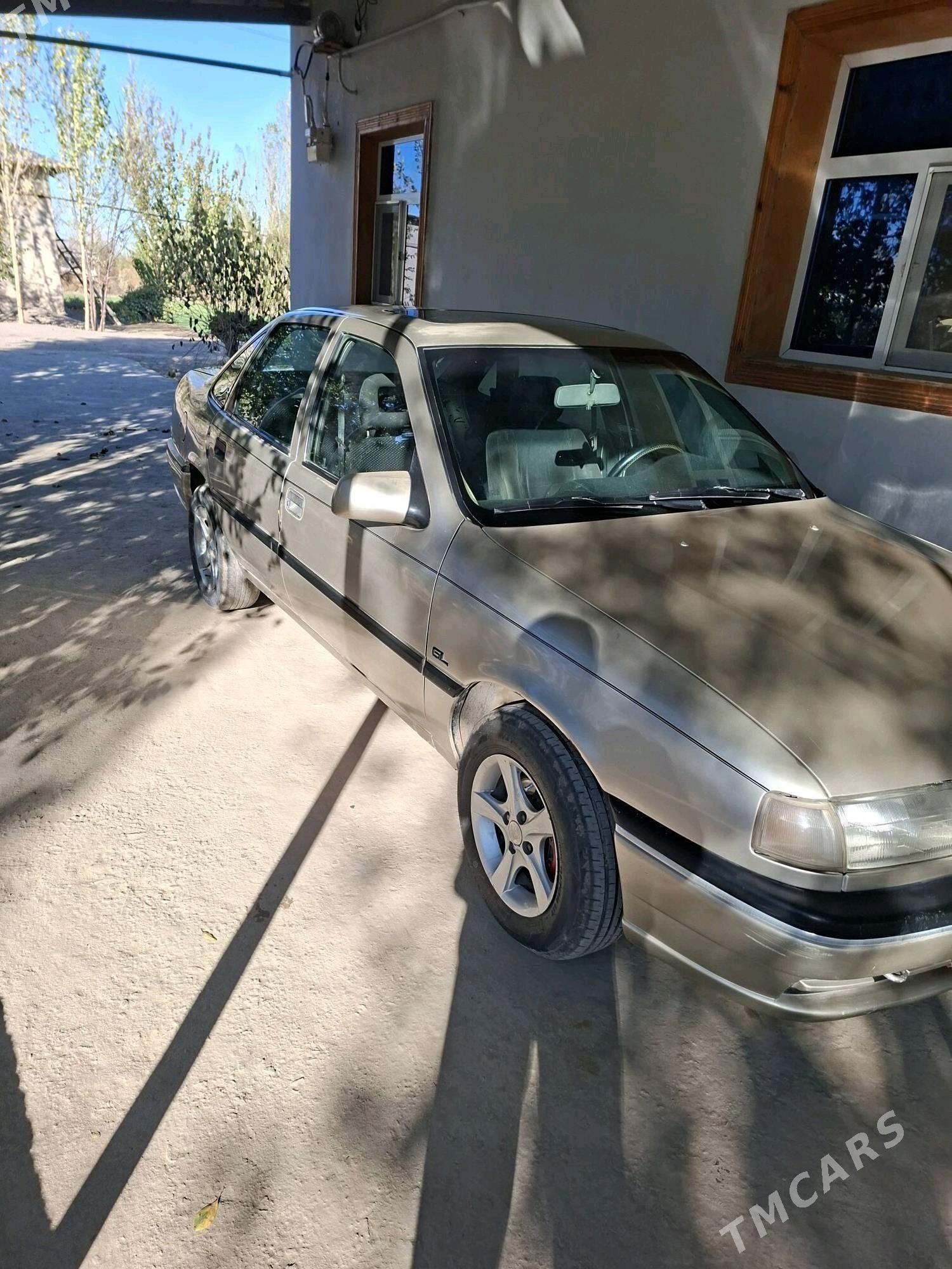 Opel Vectra 1992 - 37 000 TMT - Губадаг - img 7