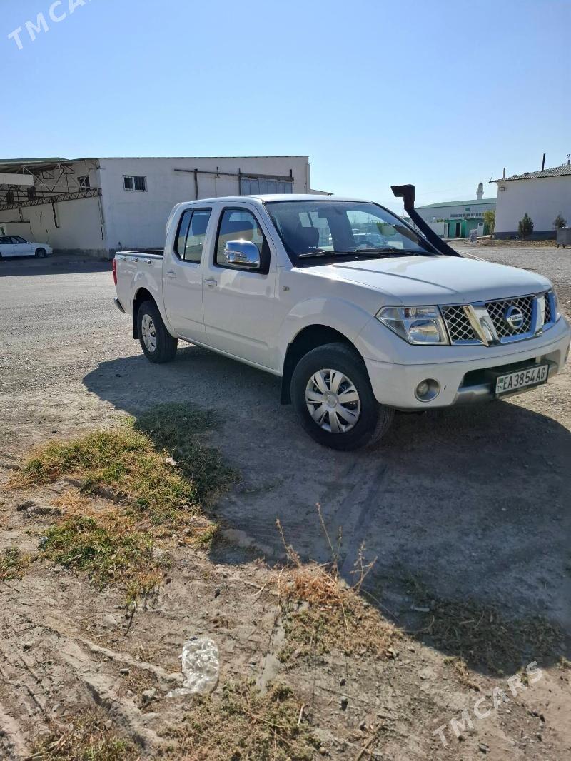 Nissan Navara 2014 - 150 000 TMT - Aşgabat - img 3
