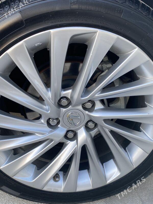 Lexus ES 350 2019 - 450 000 TMT - 10 мкр - img 2