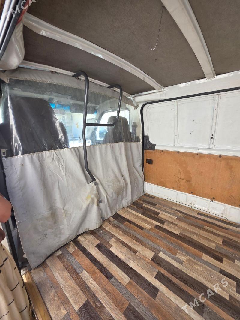 Nissan Urvan 2012 - 138 000 TMT - Aşgabat - img 6