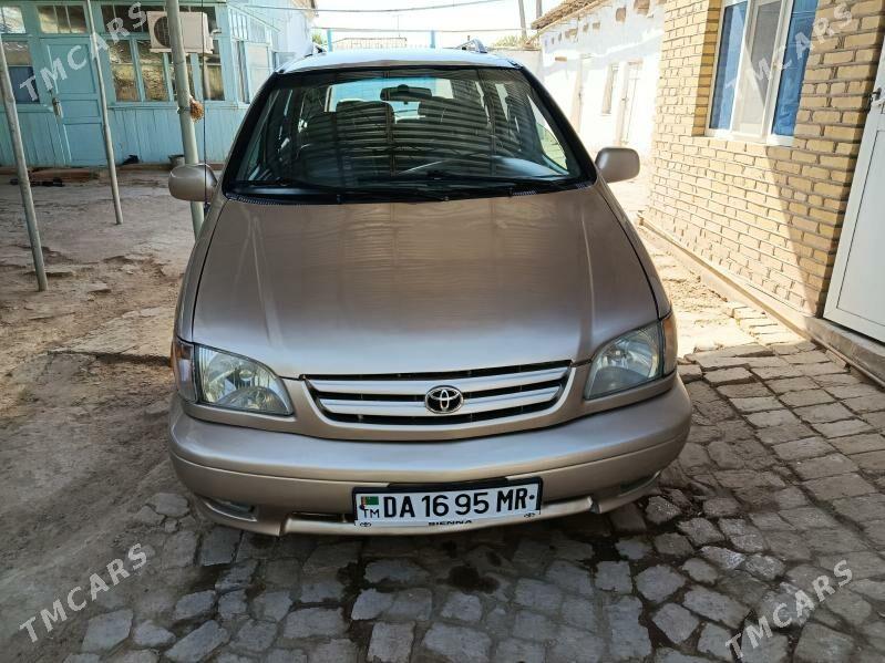 Toyota Sienna 2002 - 150 000 TMT - Ёлётен - img 1