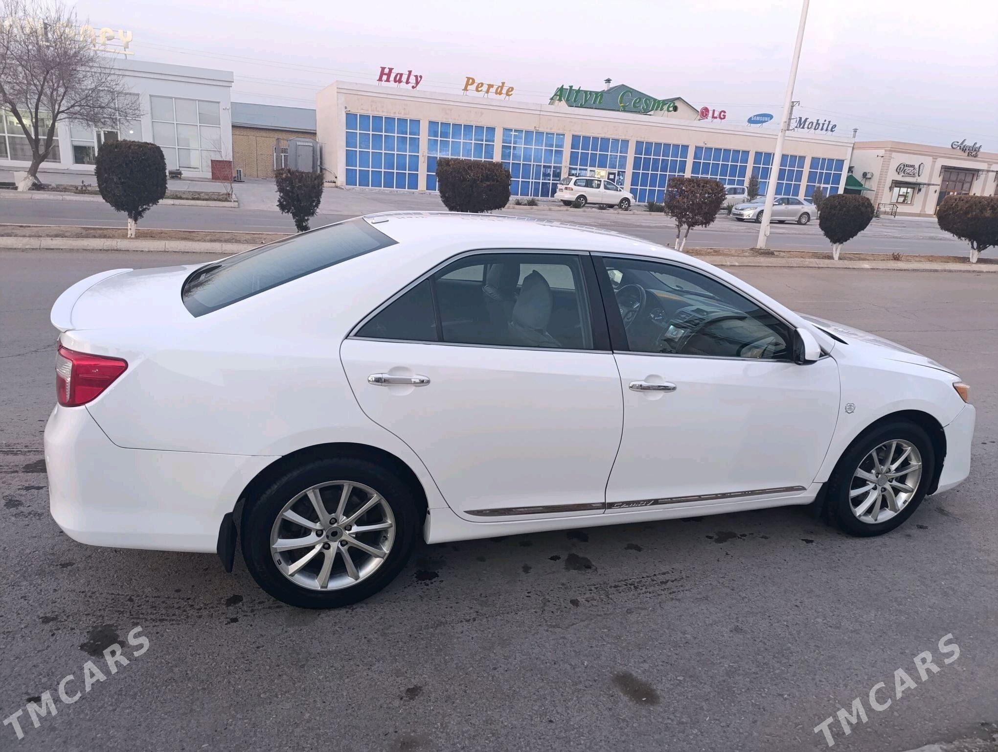 Toyota Camry 2012 - 210 000 TMT - Туркменабат - img 4