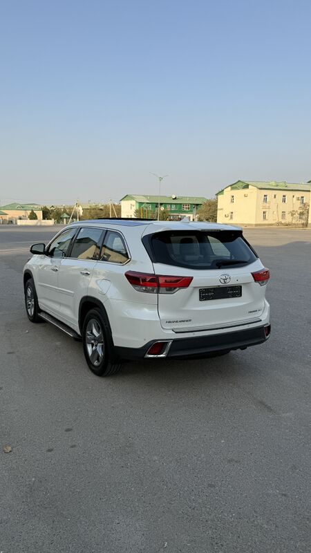 Toyota Highlander 2017 - 450 000 TMT - Ашхабад - img 6