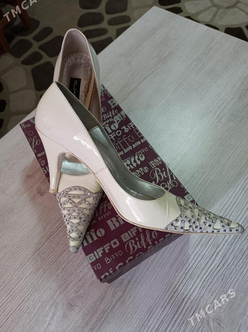 сапожки и туфли - 8 mkr - img 3