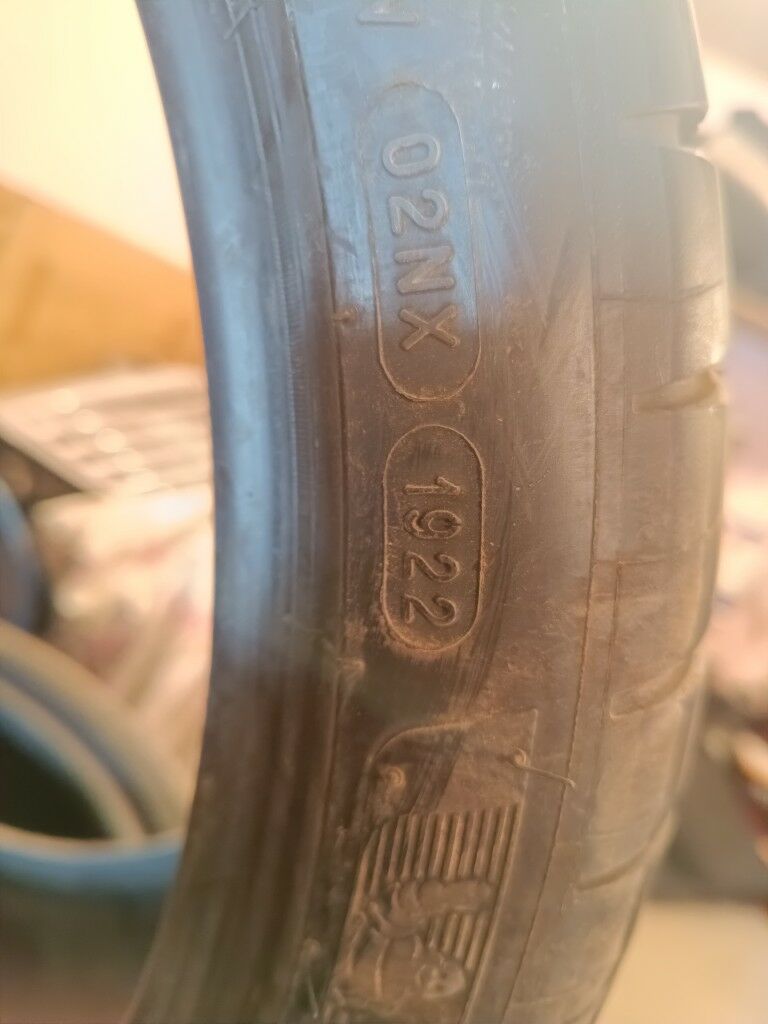 275/30/19 1 ştuk Michelin 1 000 TMT - Bedew - img 4