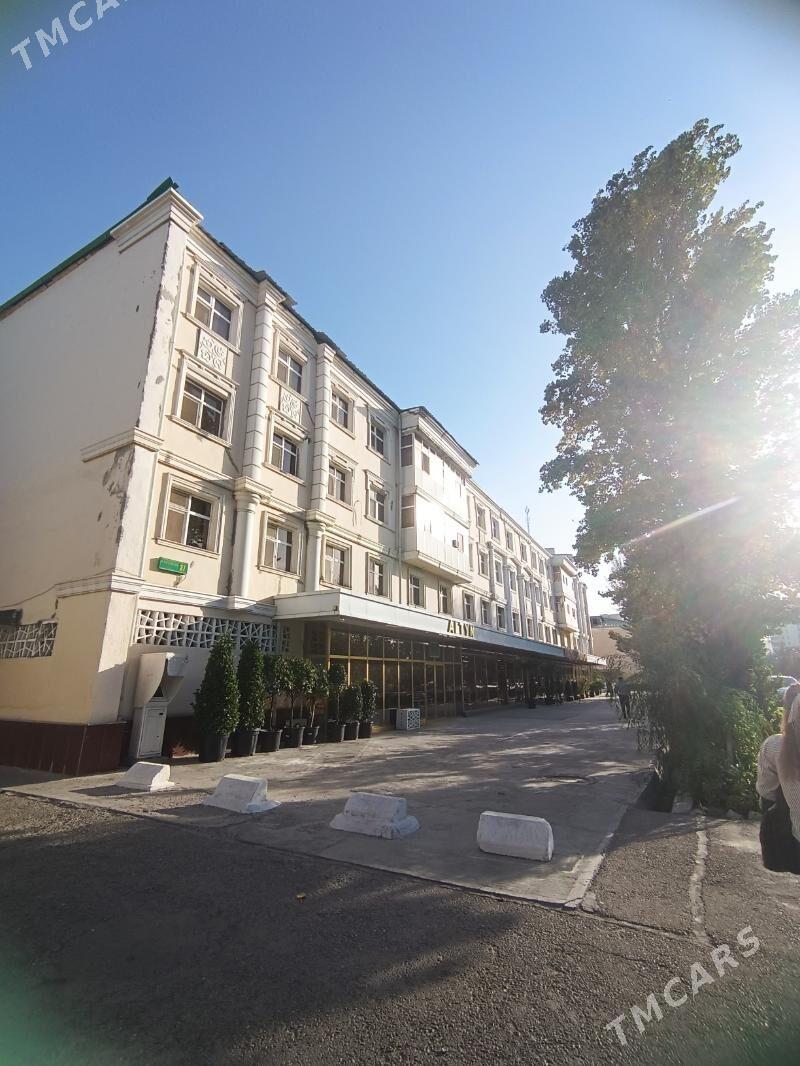 Satlyk Sentr Ylham Alleyan 3Ko - Aşgabat - img 1