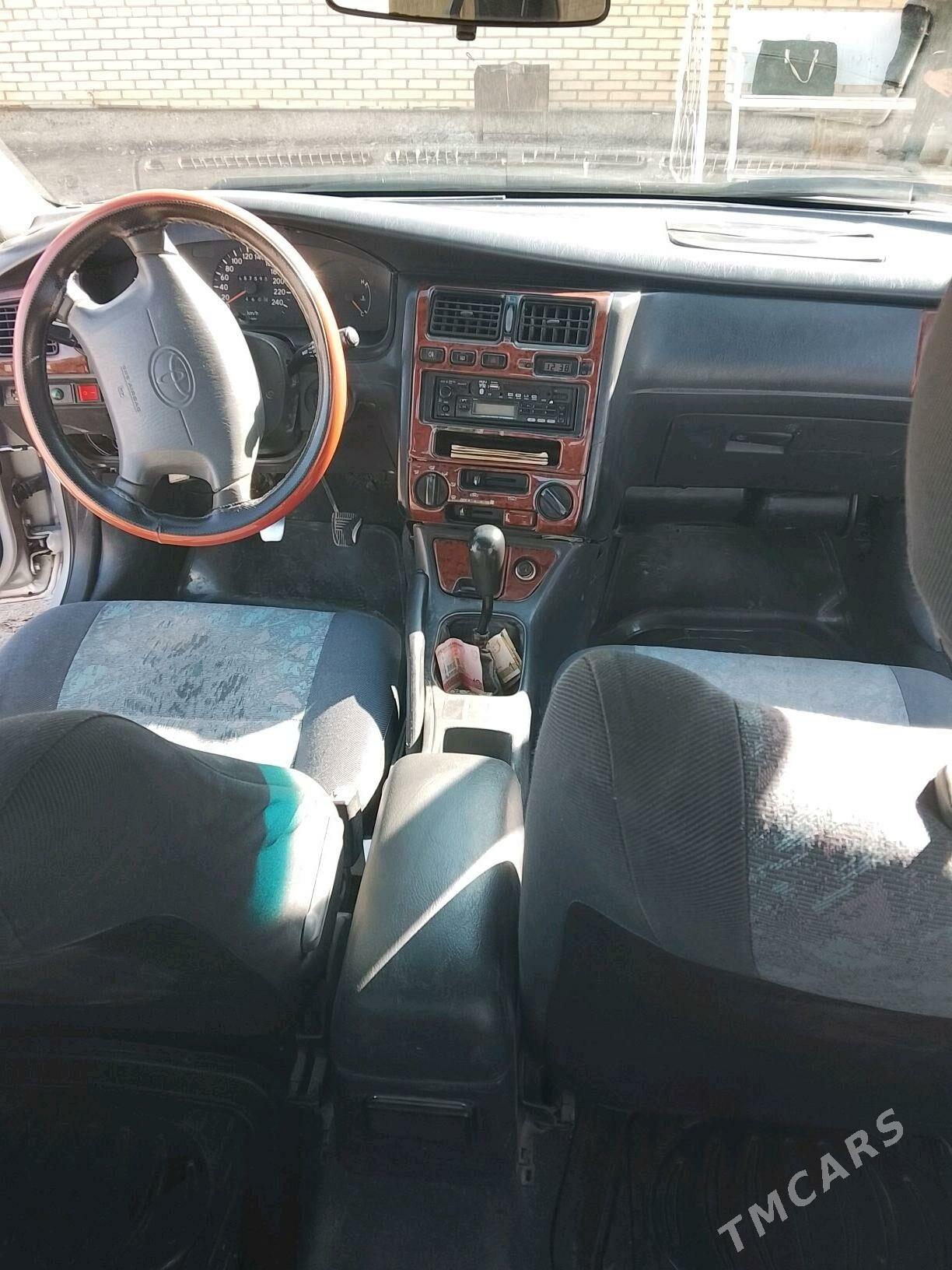 Toyota Carina 1996 - 65 000 TMT - Мары - img 5