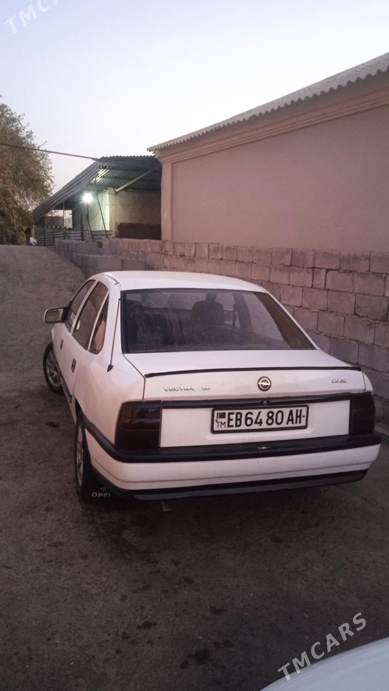 Opel Vectra 1991 - 39 000 TMT - Багир - img 3
