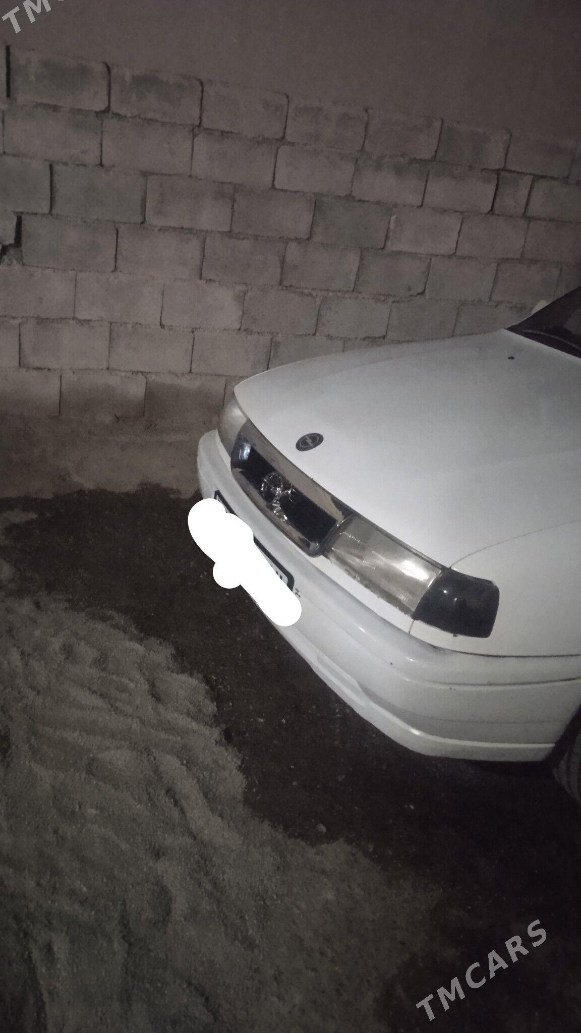 Opel Vectra 1991 - 39 000 TMT - Багир - img 7