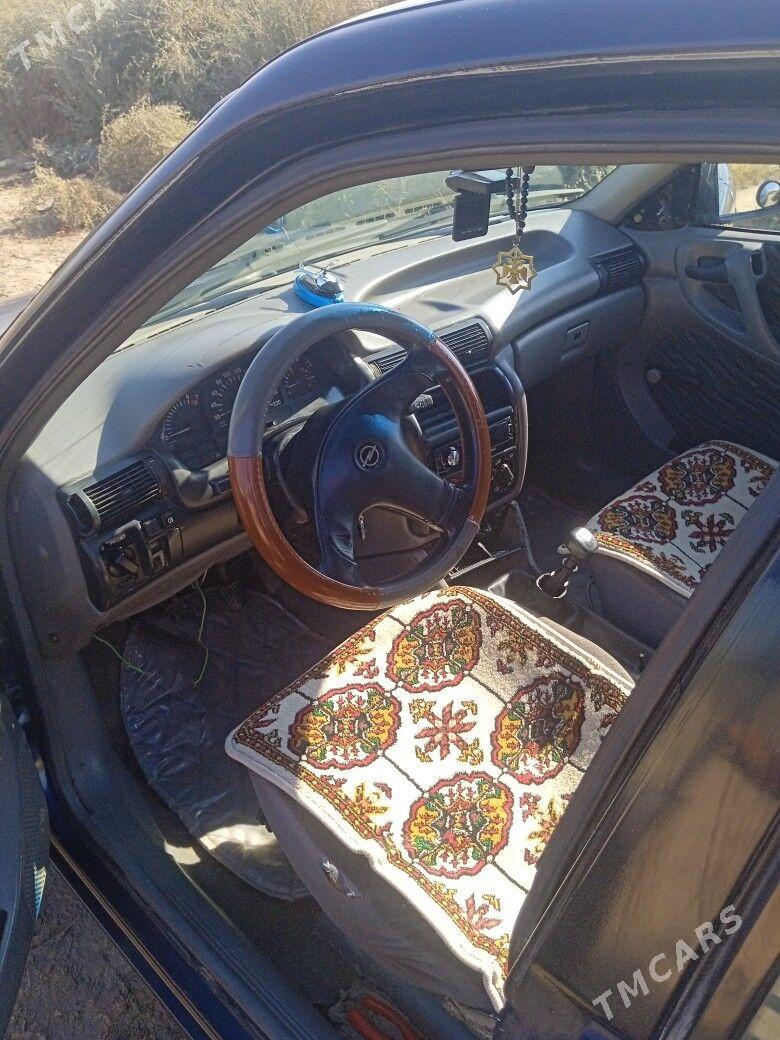Opel Astra 1992 - 30 000 TMT - Дянев - img 6