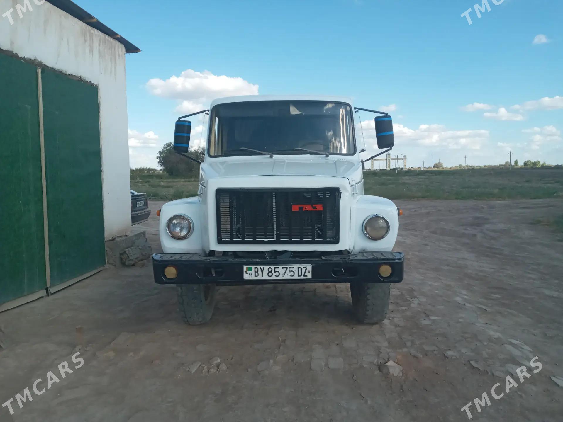 Gaz 53 1993 - 60 000 TMT - етр. Туркменбаши - img 1